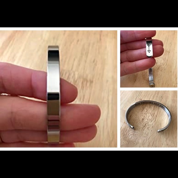 “Live Simply, Laugh Often, Love Deeply” Bracelet. - Picture 6 of 6